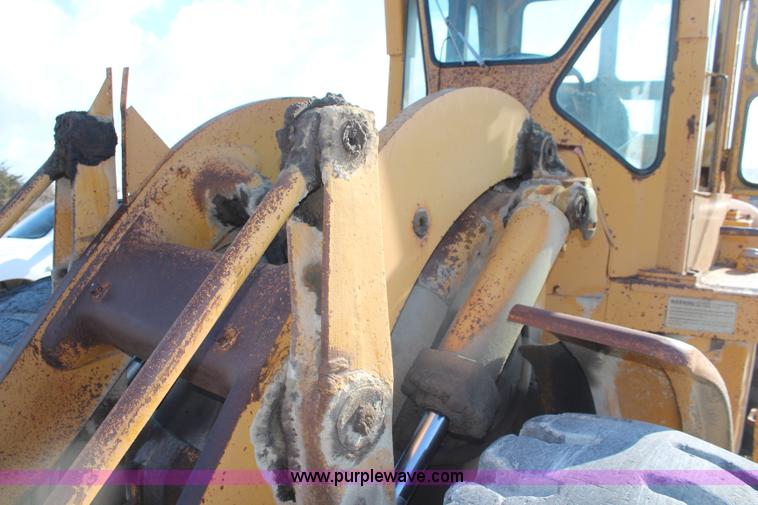 image for item K6753 1970 Caterpillar 950 wheel loader