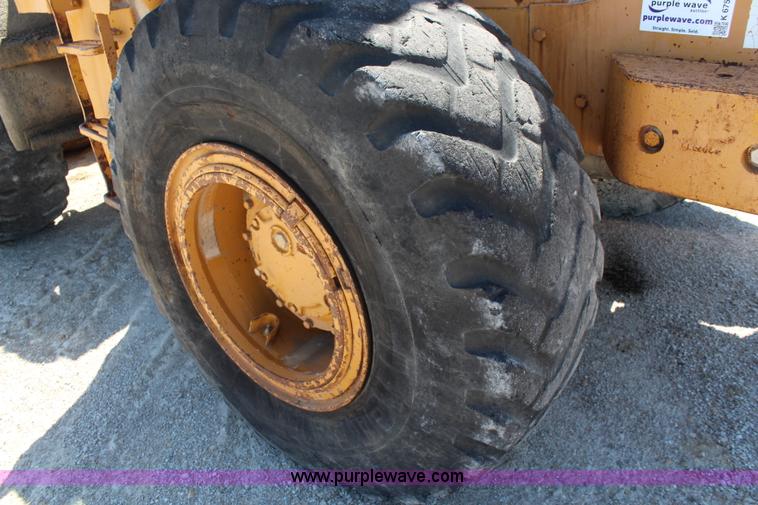image for item K6753 1970 Caterpillar 950 wheel loader