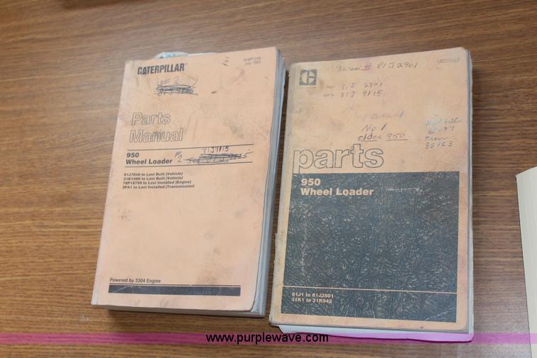 image for item K6753 1970 Caterpillar 950 wheel loader