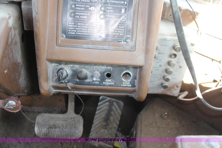 image for item K6754 1983 Caterpillar 992C wheel loader