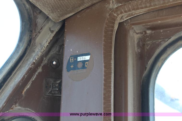 image for item K6754 1983 Caterpillar 992C wheel loader