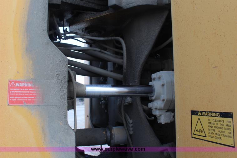 image for item K6754 1983 Caterpillar 992C wheel loader