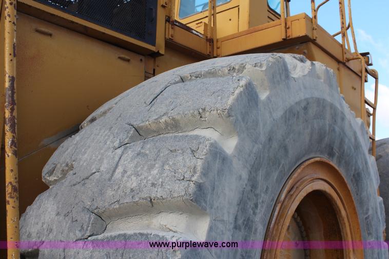 image for item K6754 1983 Caterpillar 992C wheel loader