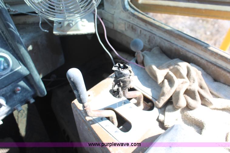 image for item K6755 1979 Caterpillar 988B wheel loader