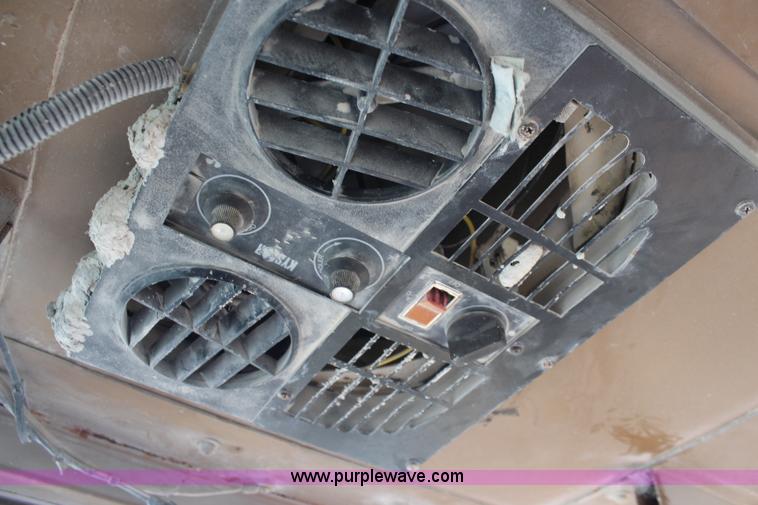 image for item K6755 1979 Caterpillar 988B wheel loader