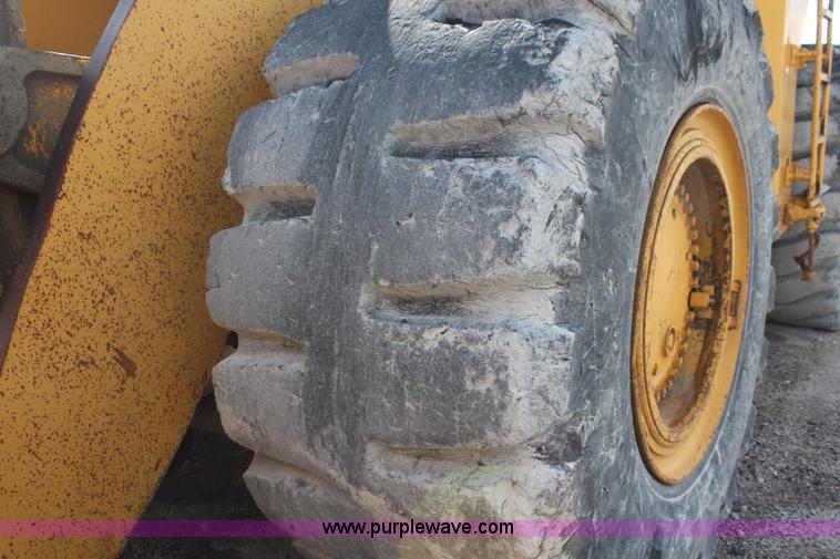 image for item K6755 1979 Caterpillar 988B wheel loader
