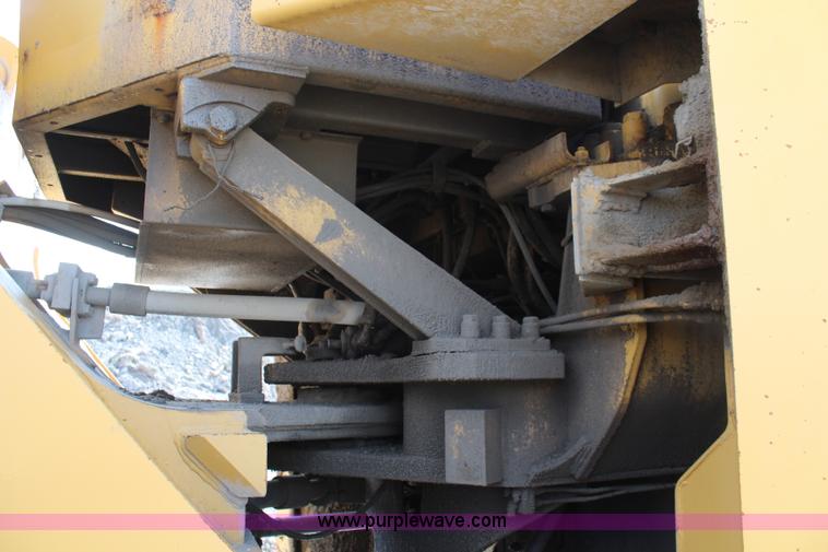 image for item K6755 1979 Caterpillar 988B wheel loader