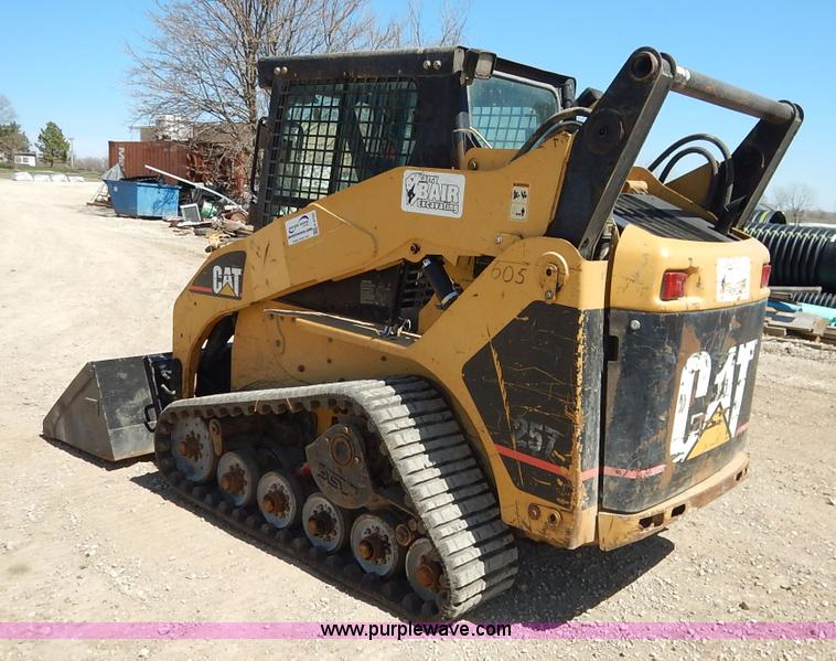 image for item K6759 2003 Caterpillar 257 skid steer
