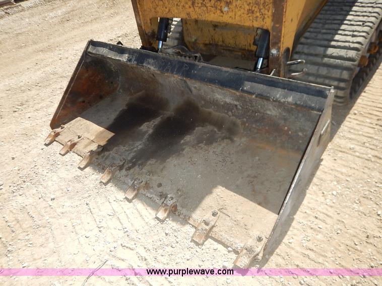 image for item K6759 2003 Caterpillar 257 skid steer