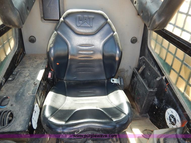 image for item K6759 2003 Caterpillar 257 skid steer