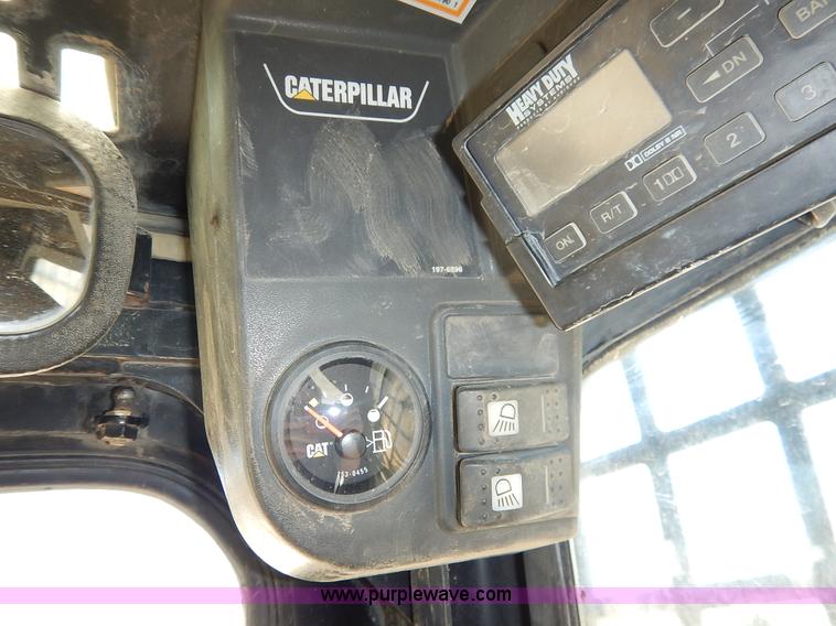 image for item K6759 2003 Caterpillar 257 skid steer