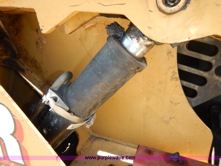 image for item K6759 2003 Caterpillar 257 skid steer