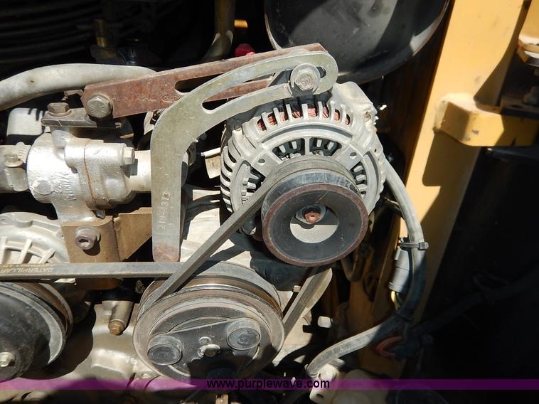 image for item K6759 2003 Caterpillar 257 skid steer