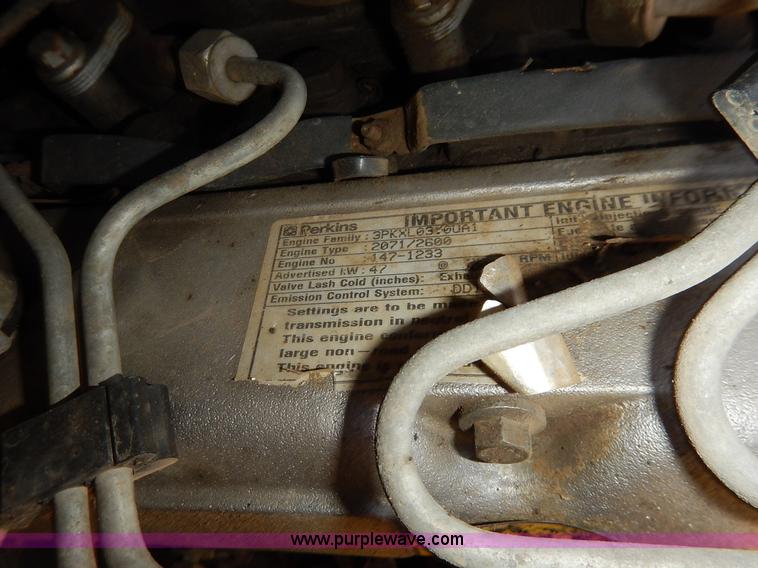 image for item K6759 2003 Caterpillar 257 skid steer