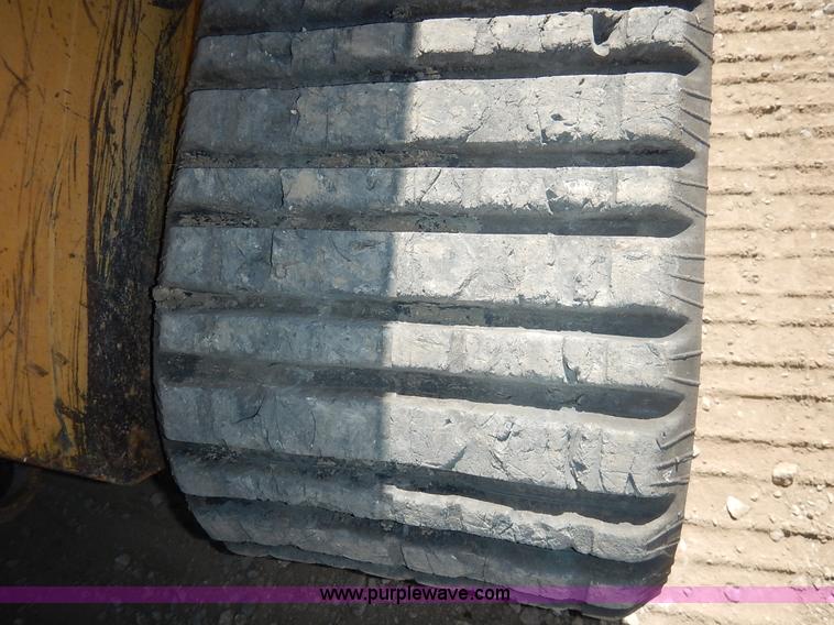 image for item K6759 2003 Caterpillar 257 skid steer