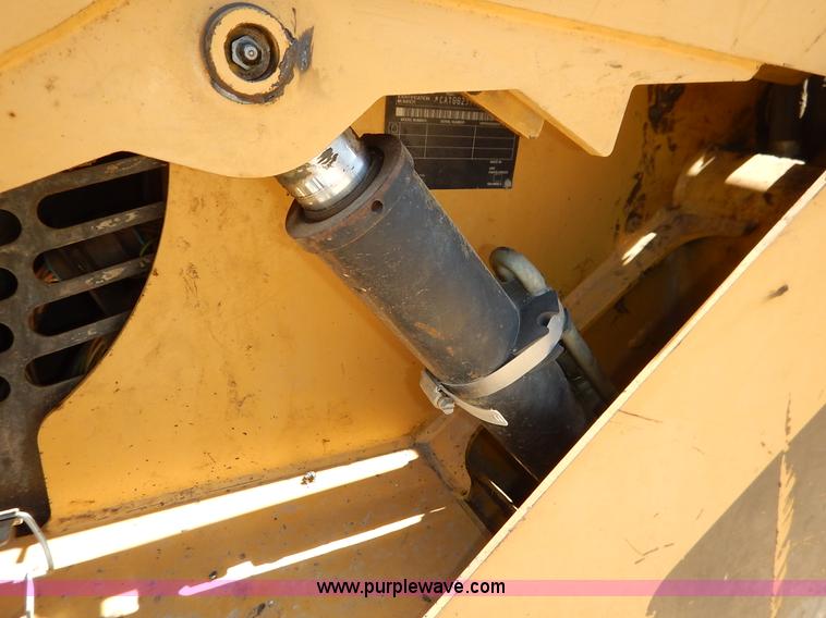 image for item K6759 2003 Caterpillar 257 skid steer
