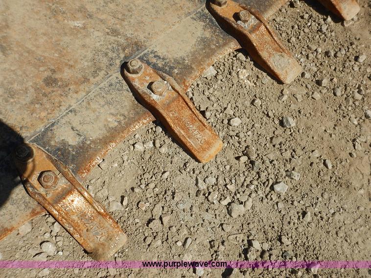 image for item K6760 2003 Caterpillar 257 skid steer