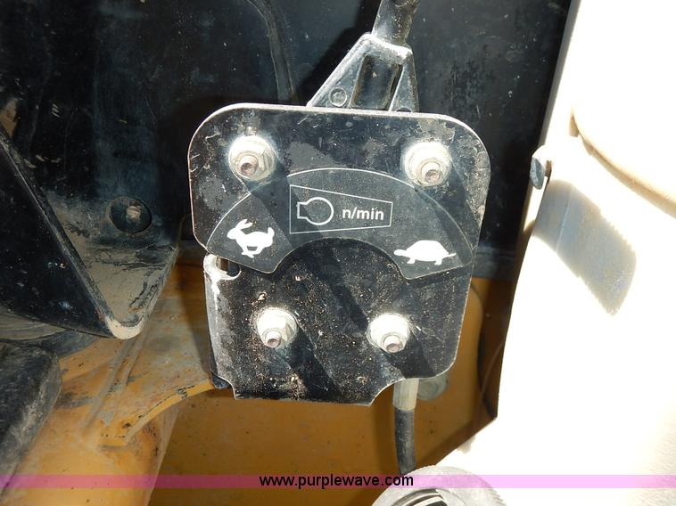 image for item K6760 2003 Caterpillar 257 skid steer