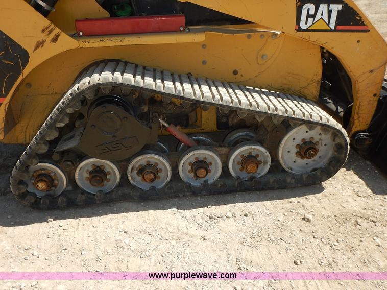 image for item K6760 2003 Caterpillar 257 skid steer