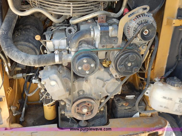 image for item K6760 2003 Caterpillar 257 skid steer