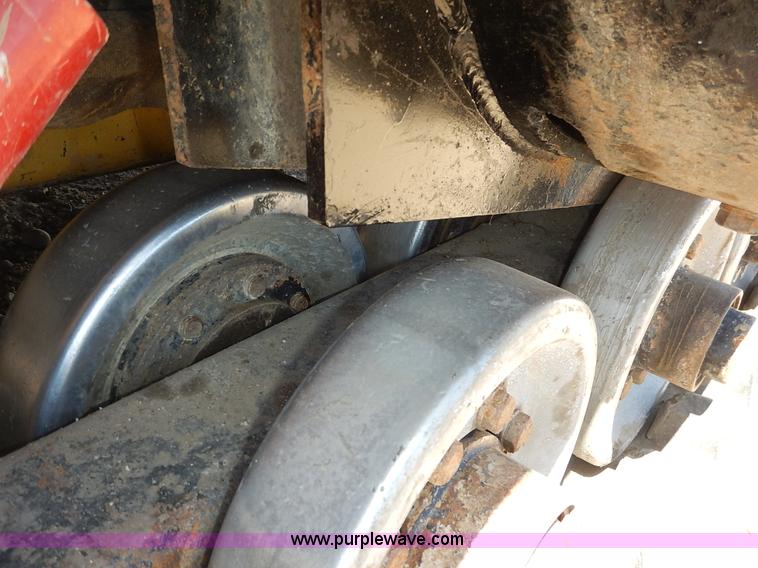 image for item K6760 2003 Caterpillar 257 skid steer