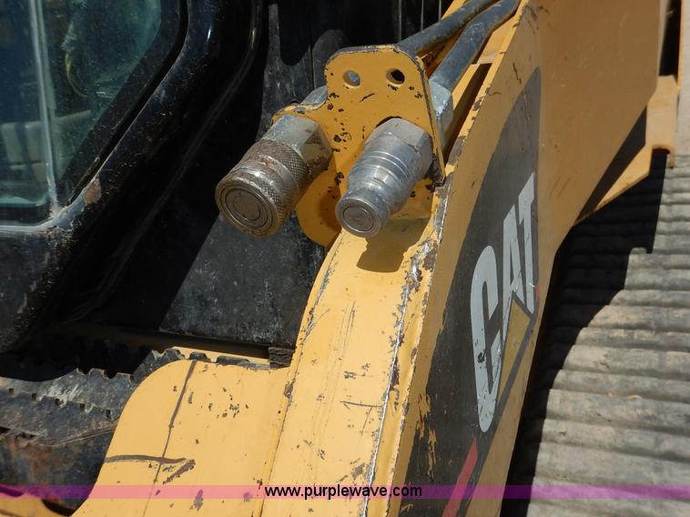 image for item K6760 2003 Caterpillar 257 skid steer