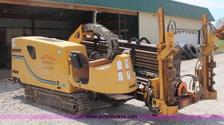 image for item K6763 2001 Vermeer D24X33 directional drill