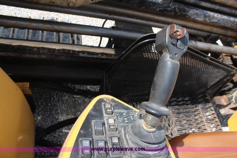 image for item K6763 2001 Vermeer D24X33 directional drill