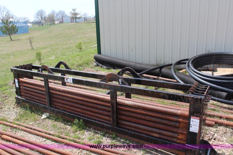 image for item K6763 2001 Vermeer D24X33 directional drill