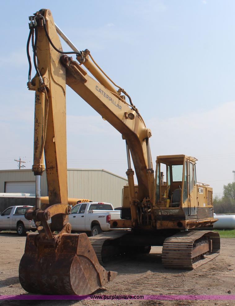 image for item K6841 1973 Caterpillar 225 excavator