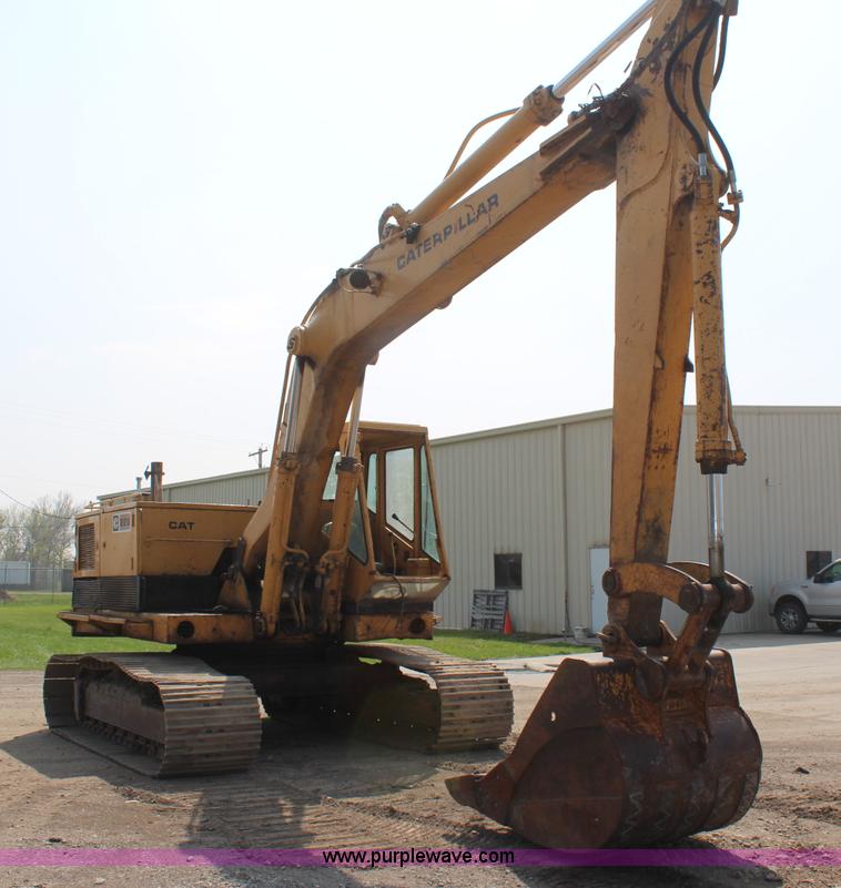 image for item K6841 1973 Caterpillar 225 excavator