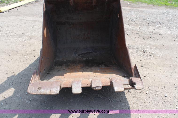 image for item K6841 1973 Caterpillar 225 excavator
