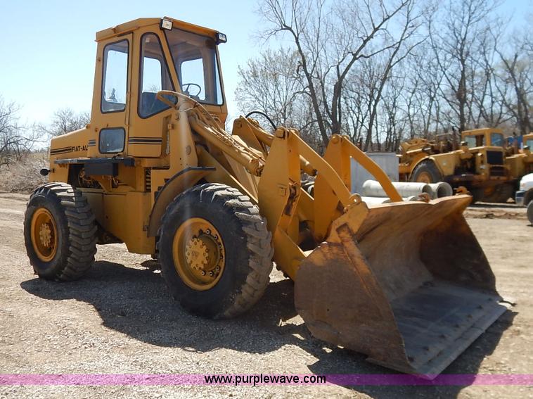 image for item K7031 Fiat-Allis 605 wheel loader