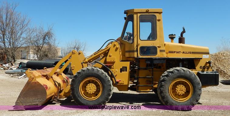 image for item K7031 Fiat-Allis 605 wheel loader