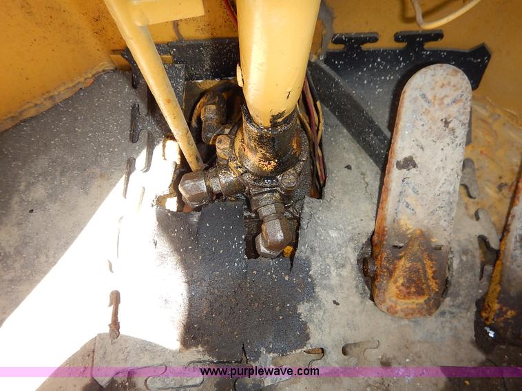 image for item K7031 Fiat-Allis 605 wheel loader