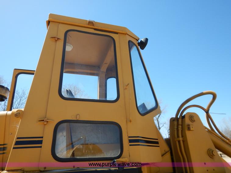 image for item K7031 Fiat-Allis 605 wheel loader