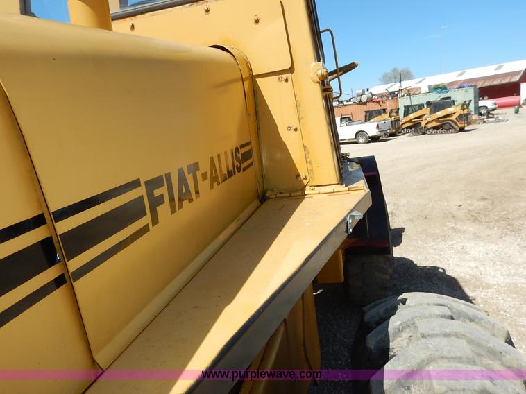 image for item K7031 Fiat-Allis 605 wheel loader