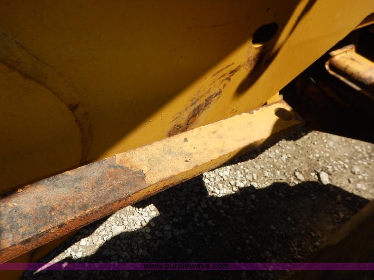 image for item K7031 Fiat-Allis 605 wheel loader