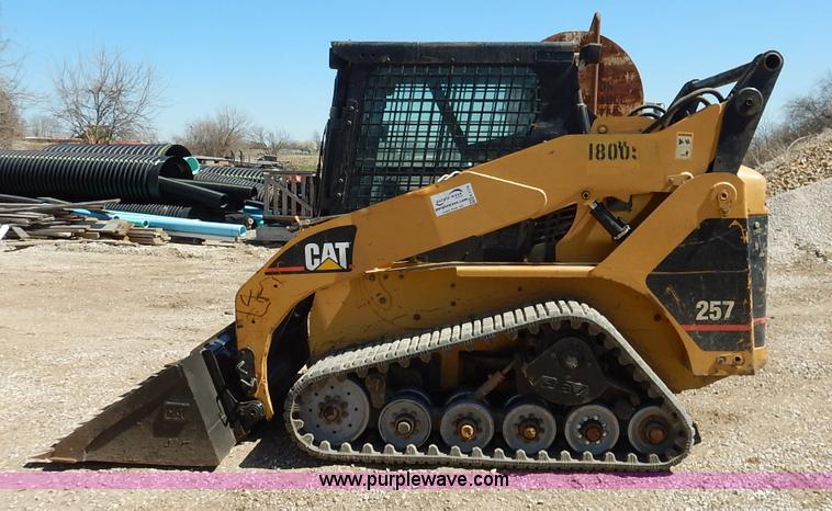 image for item K7179 2003 Caterpillar 257 skid steer