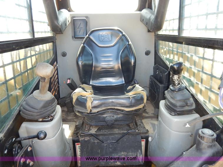 image for item K7179 2003 Caterpillar 257 skid steer
