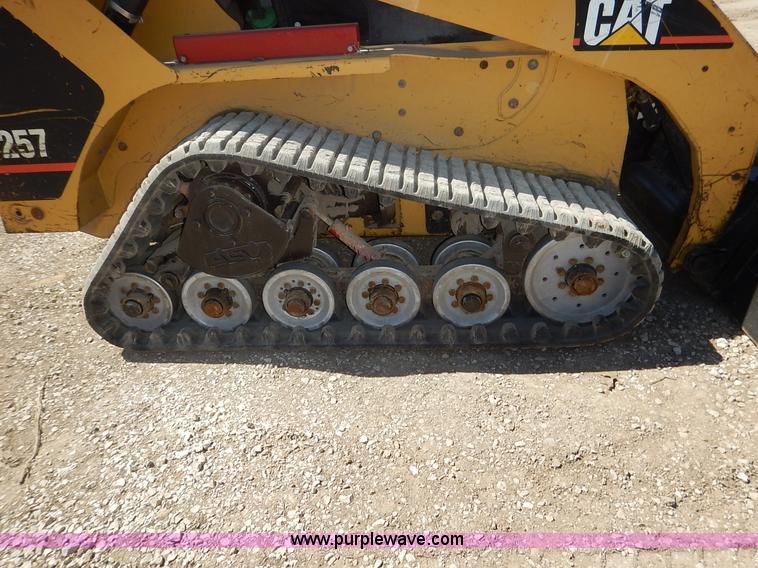 image for item K7179 2003 Caterpillar 257 skid steer
