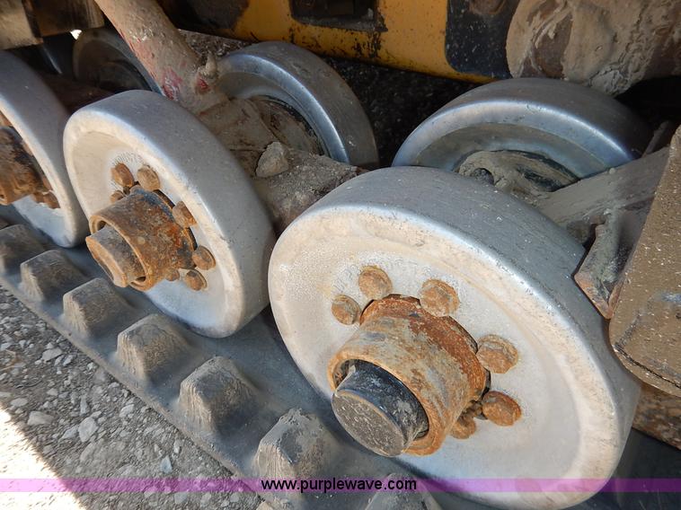 image for item K7179 2003 Caterpillar 257 skid steer