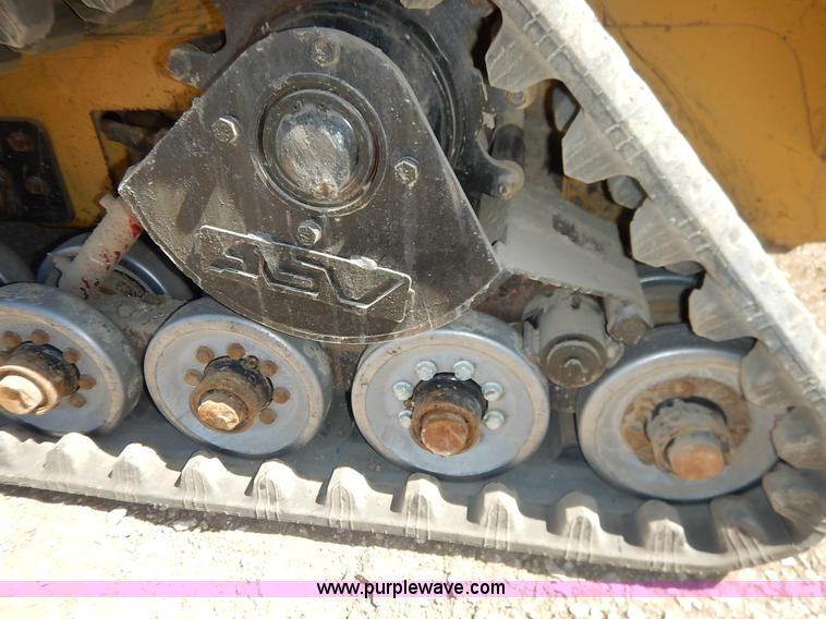 image for item K7179 2003 Caterpillar 257 skid steer