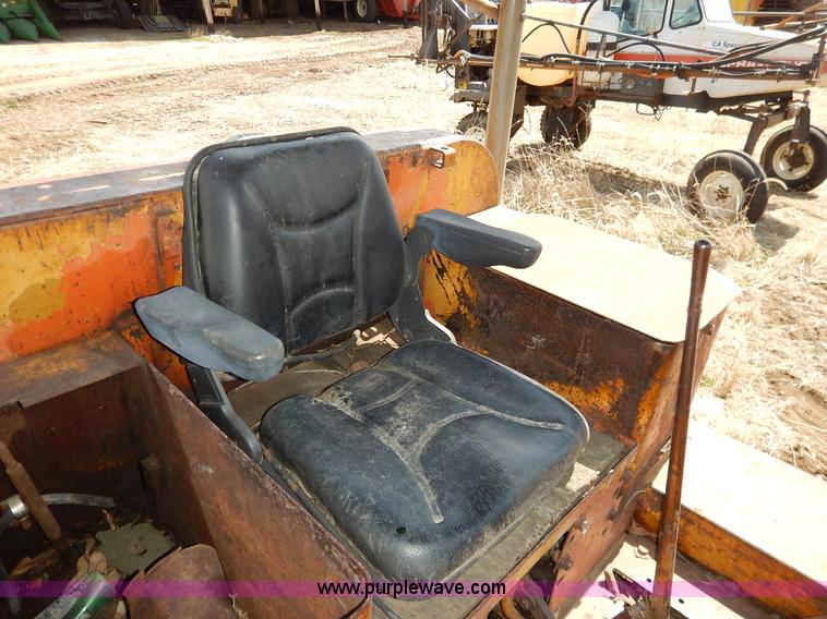 image for item K7330 Allis Chalmers HD9 dozer