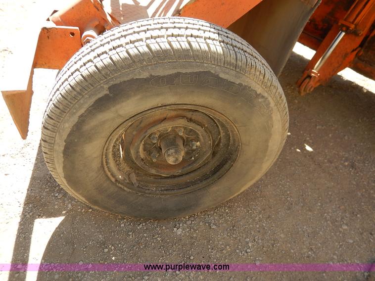 image for item K7342 Broce Broom