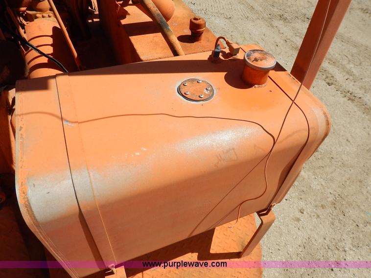 image for item K7342 Broce Broom