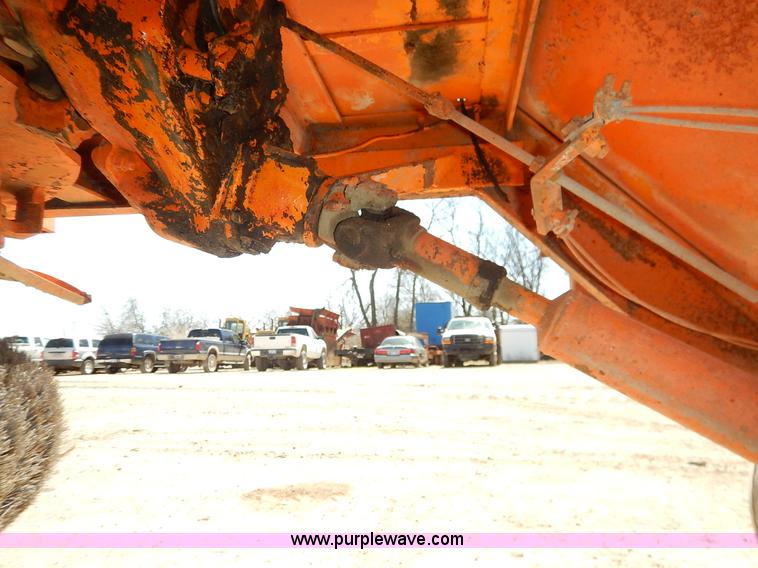 image for item K7342 Broce Broom