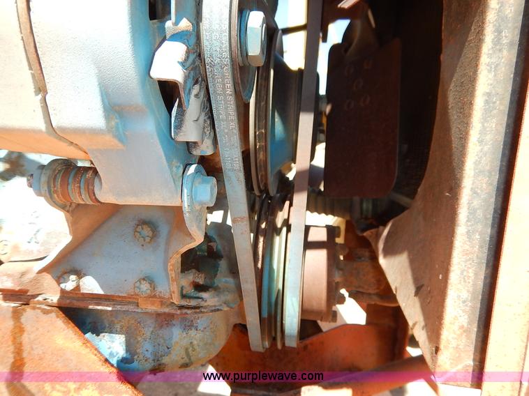 image for item K7342 Broce Broom