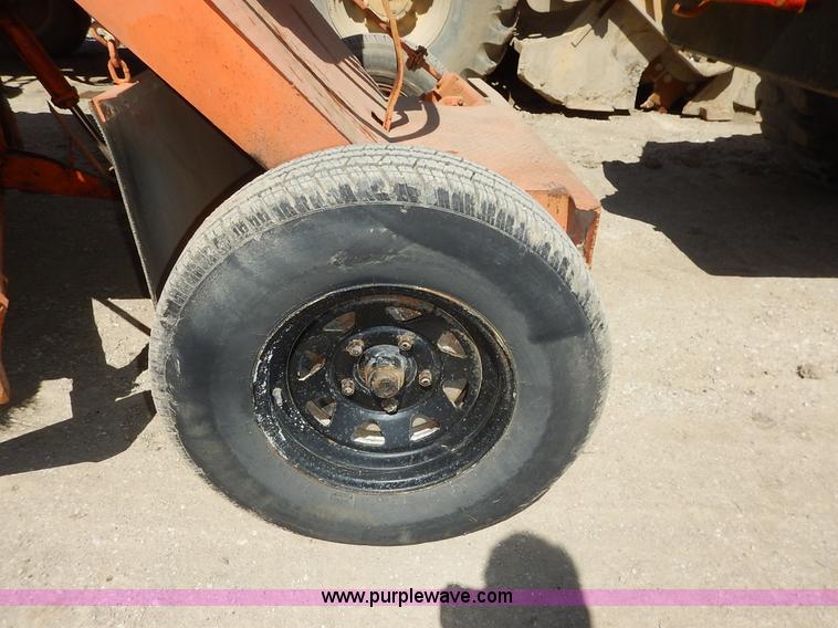 image for item K7342 Broce Broom