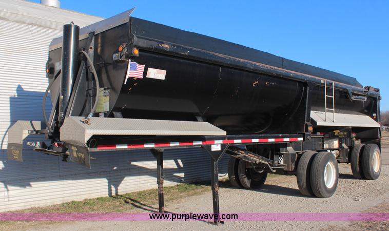 image for item K8769 2002 Travis barrel bed end dump trailer